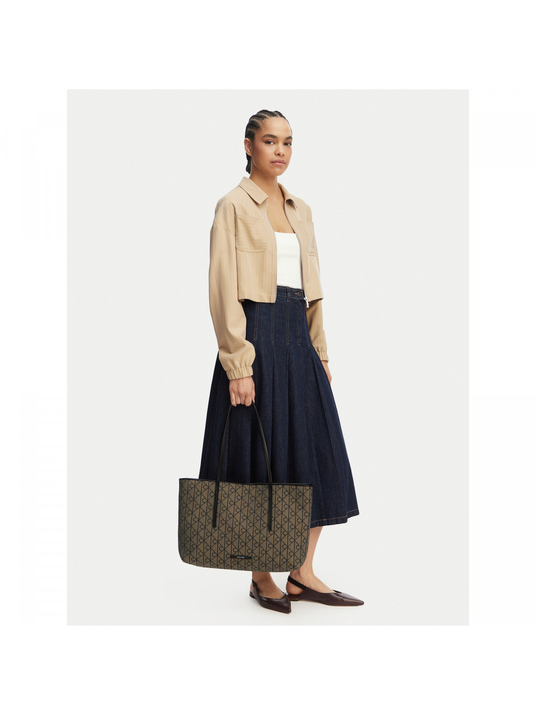 Kabelka Calvin Klein Emblem Trio Pebble Shoulder Bag LV04F3750G Hnědá